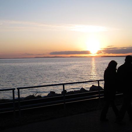 Ocean Promenade Hotel White Rock Eksteriør billede